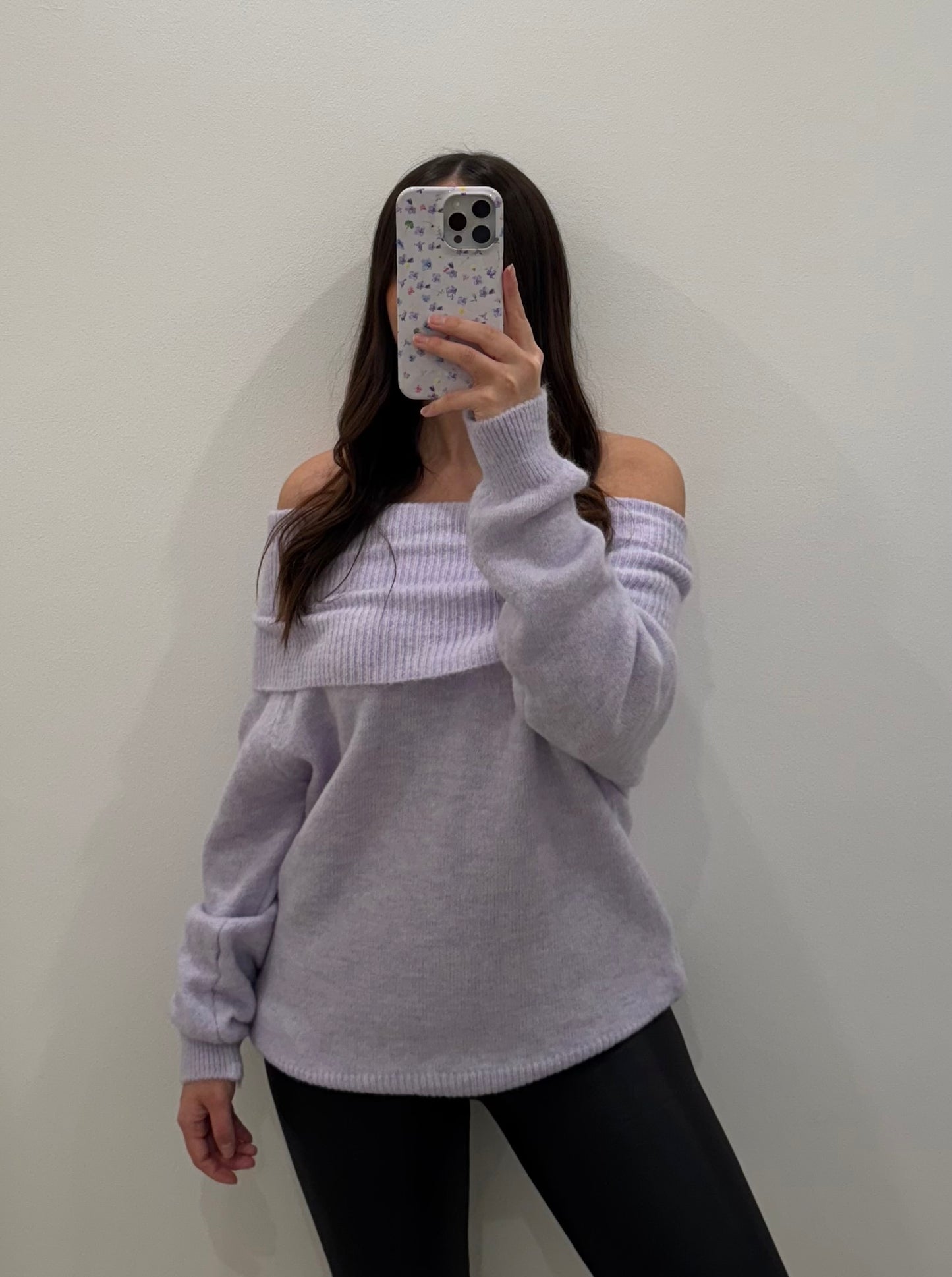 Off-Shoulder Pullover "Lia"